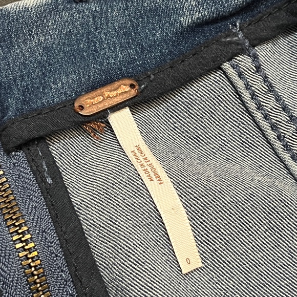 FREE PEOPLE MINI DENIM SKIRT - Picture 5 of 5